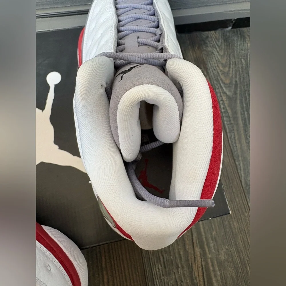 NIB AIR JORDAN 13 RETRO